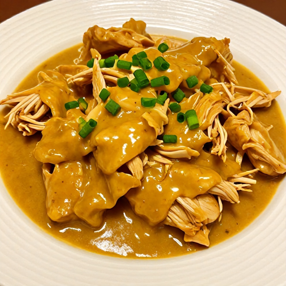 Plated serving of honey mustard chicken