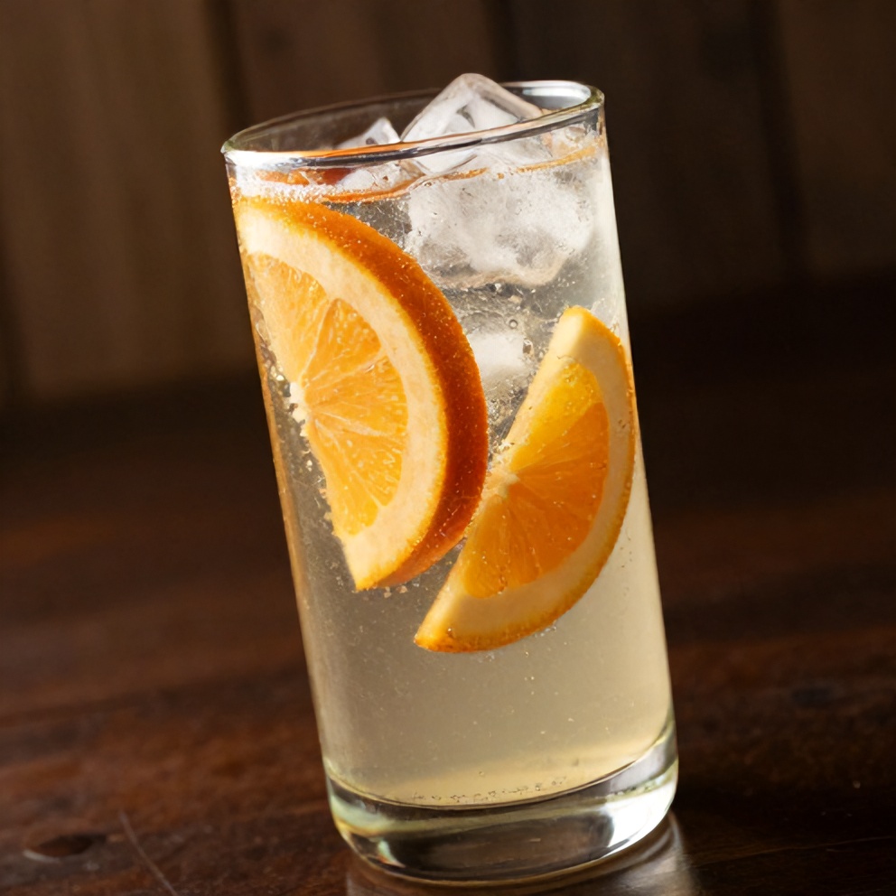 refreshing sparkling fruit punch